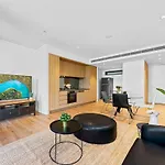 Super Convenient One Bed Unit Parramatta